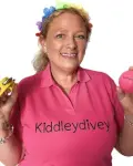 Kiddleydivey Franchisee runs her Music Business in Gravesend.